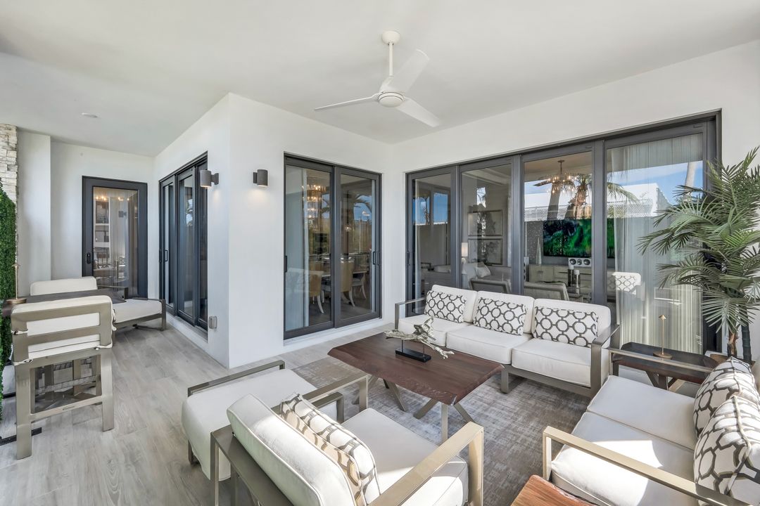 1135 3rd Ave S #209, Naples, FL 34102