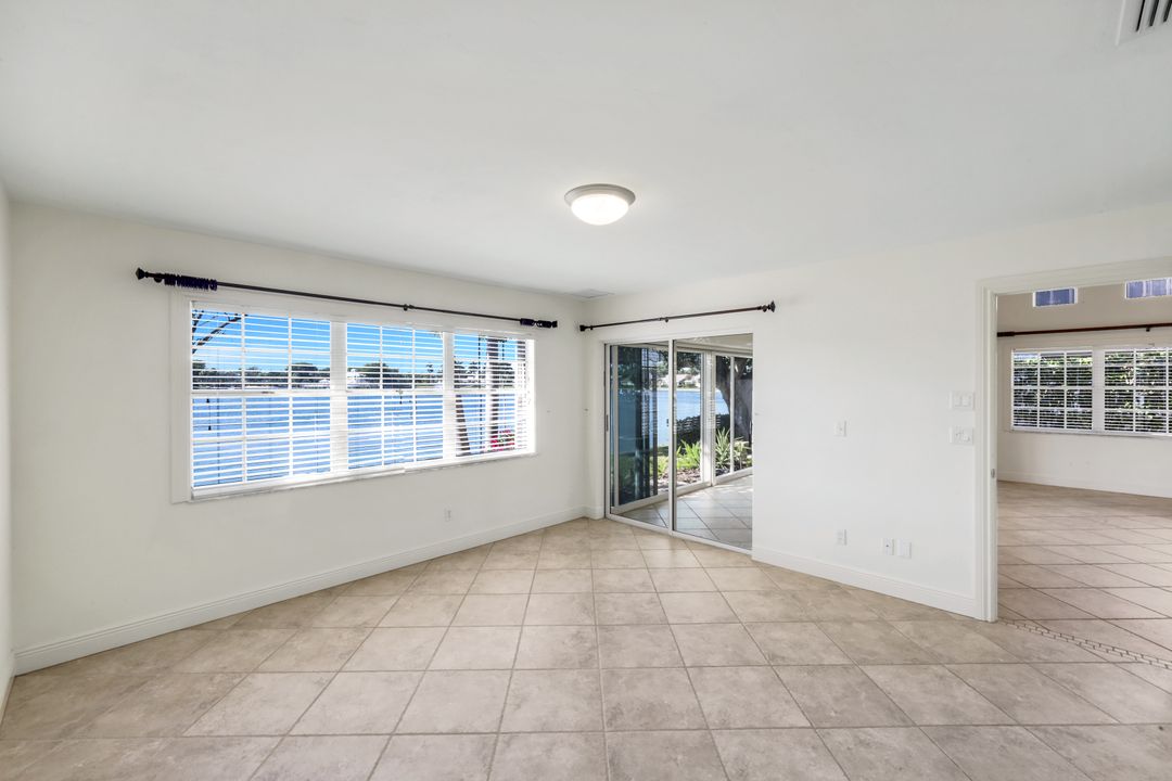 2626 Sailors Way, Naples, FL 34109