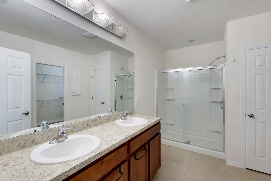 3440 Cancun Ct, Cape Coral, FL 33909