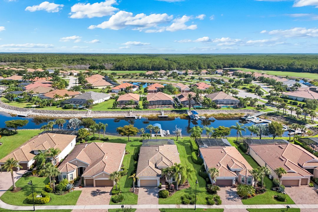 9179 Flint Ct, Naples, FL 34120