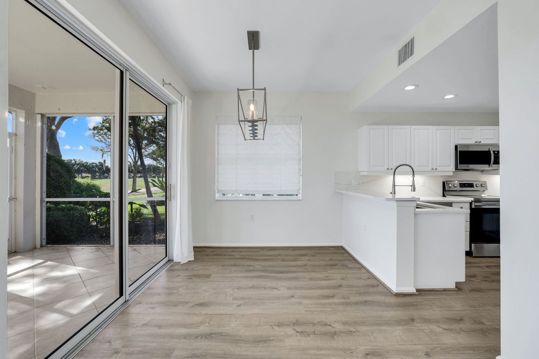 6875 Ascot Dr #102, Naples, FL 34113