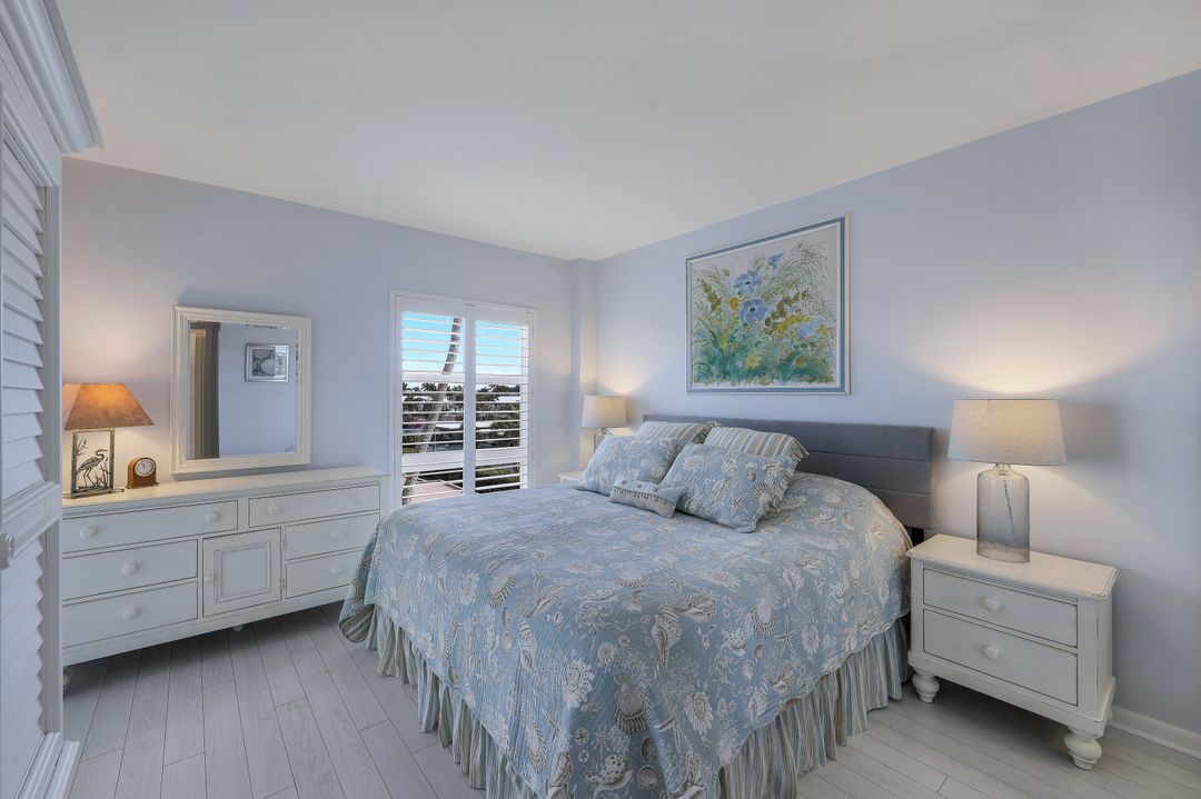 500 Saturn Ct #31, Marco Island, FL 34145