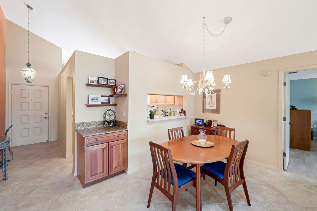 359 Bay Forest Dr  #1B, Naples, FL 34110