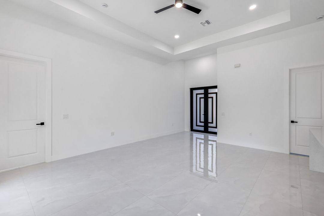 507 Prospect Ave, Lehigh Acres, FL 33972