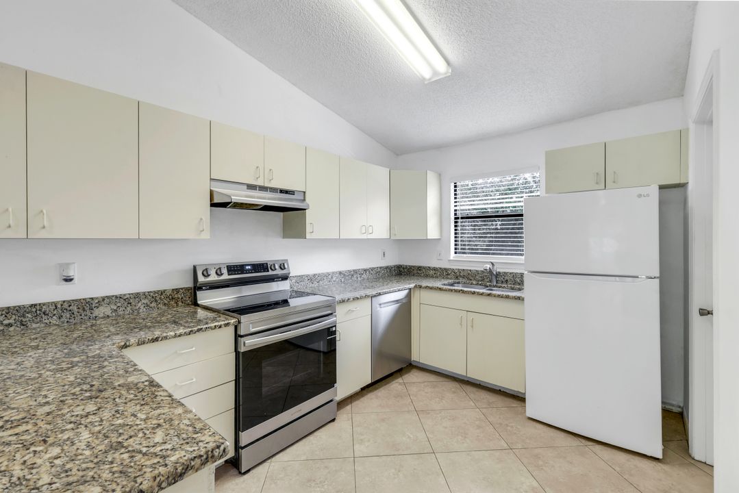 2178 Arbour Walk Cir #2326, Naples, FL 34109