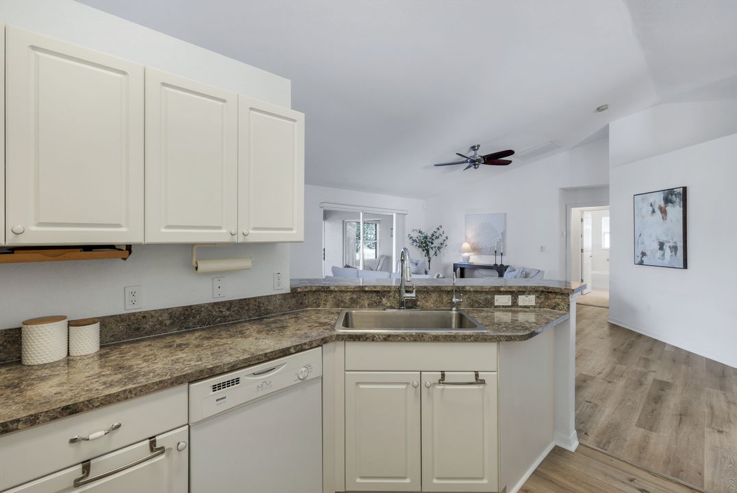 3028 NW 6th Pl, Cape Coral, FL 33993
