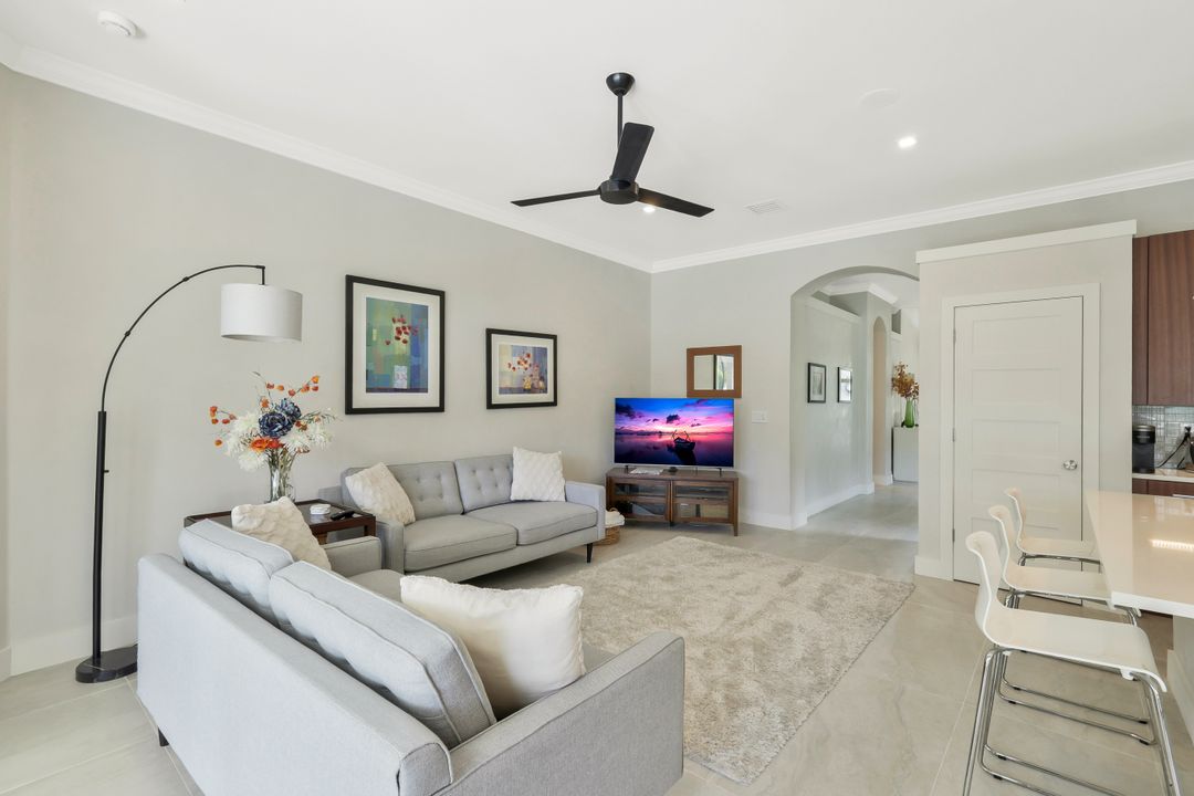 5717 Lago Villaggio Way, Naples, FL 34104