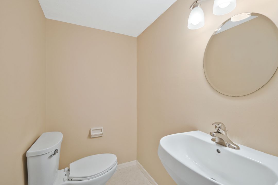 1904 SE 36th Terrace, Cape Coral, FL 33904