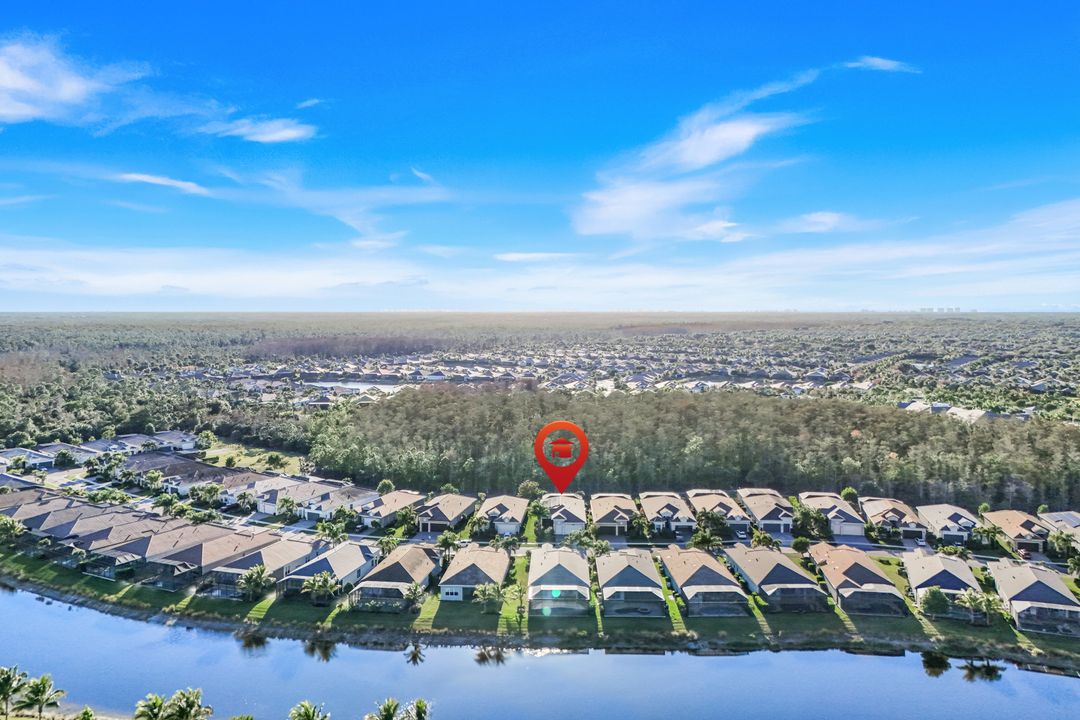 28560 Twain Dr, Bonita Springs, FL 34135