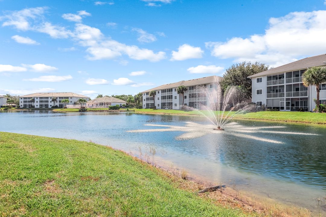 7822 Great Heron Way #206, Naples, FL 34104