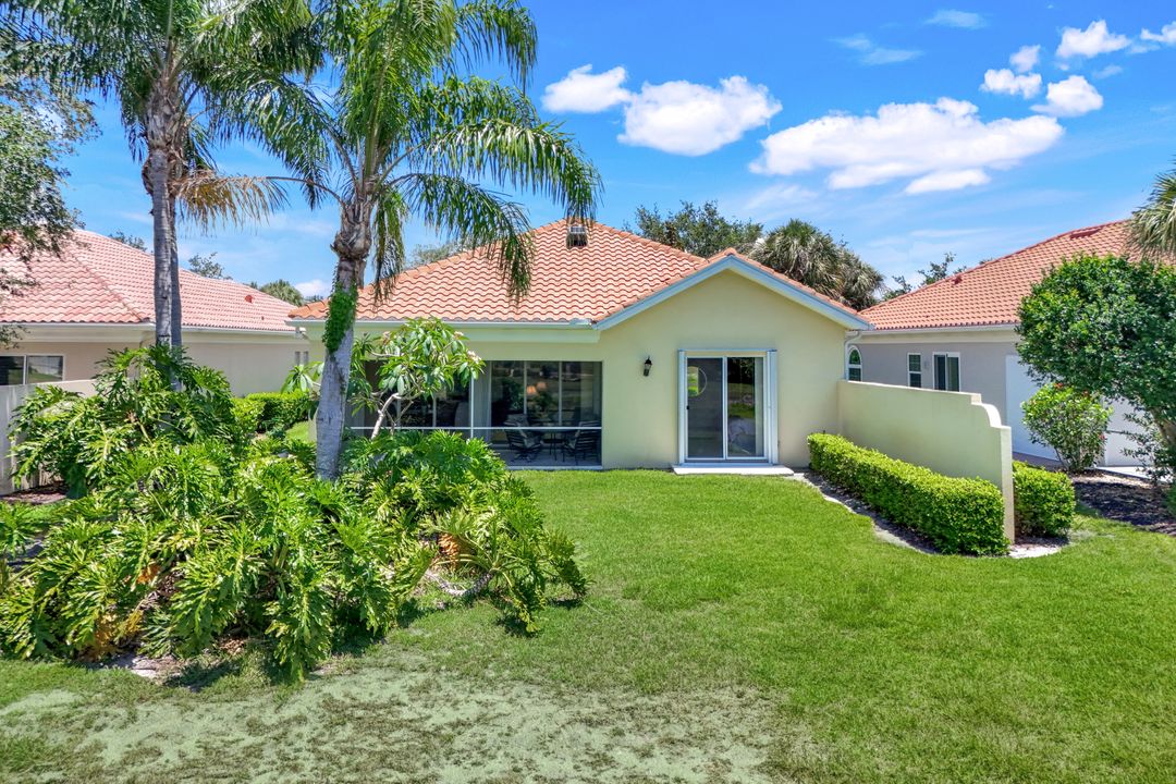4479 Prescott Ln, Naples, FL 34119