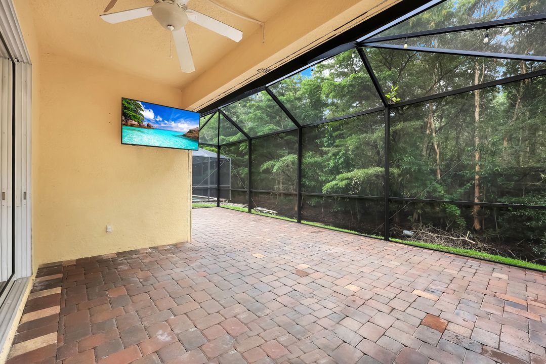 10253 S Silver Palm Dr, Estero, FL 33928