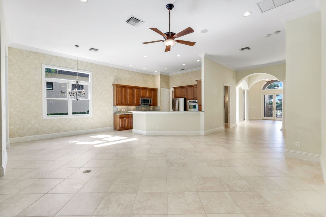 16834 Cabreo Dr, Naples, FL 34110