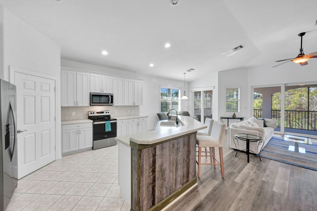 1277 Rialto Way #201, Naples, FL 34114