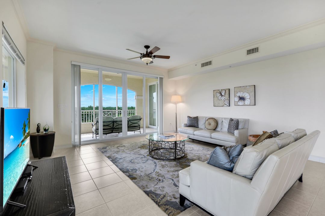 2748 Tiburon Blvd E #C502, Naples, FL 34109