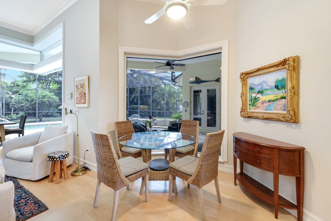 602 Springline Dr, Naples, FL 34102