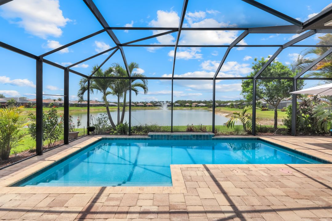 3620 Canopy Cir, Naples, FL 34120
