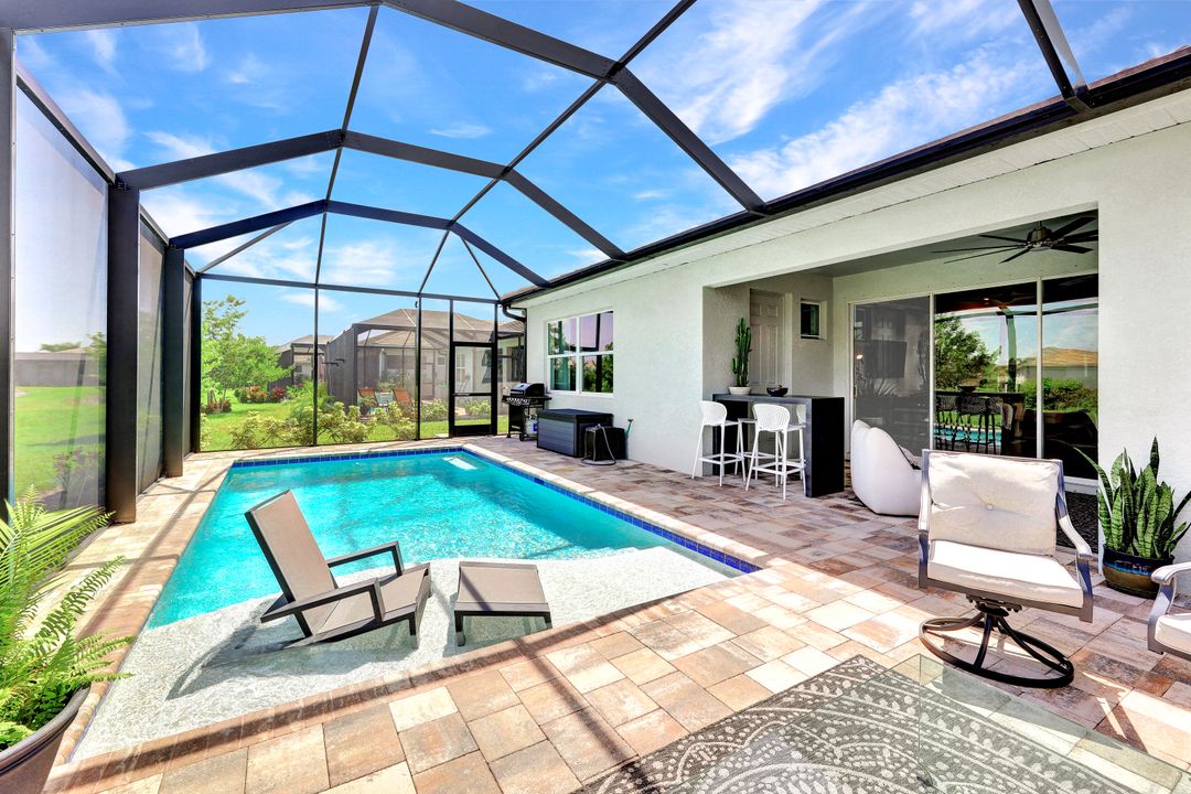 16517 Seagate Pl, Bonita Springs, FL 34135