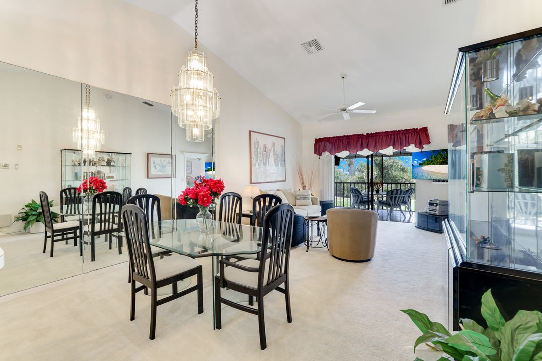 7340 Coventry Ct #827, Naples, FL 34104