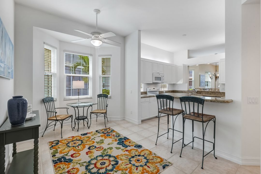 820 Bentwater Cir #101, Naples, FL 34108