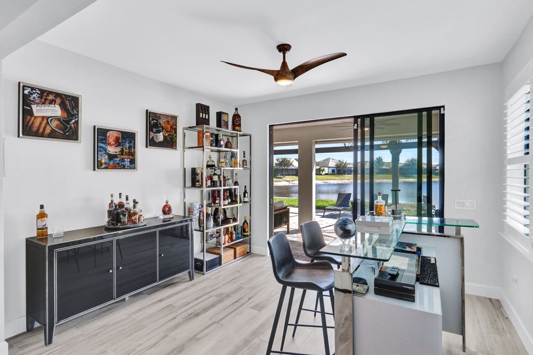 7460 Blackberry Dr, Naples, FL 34114