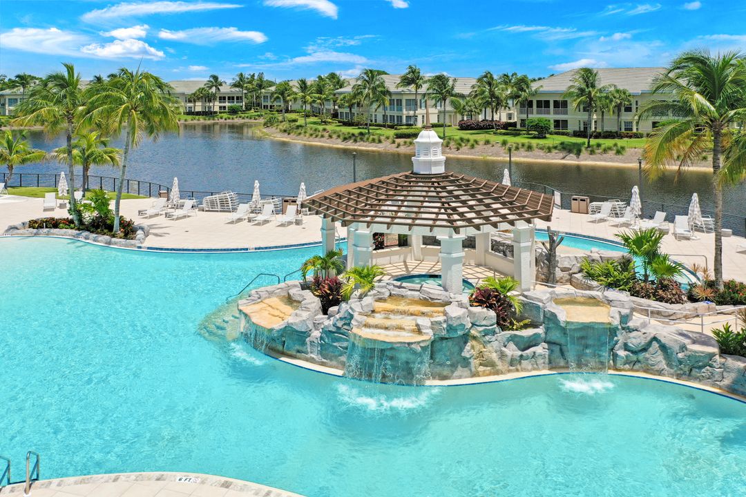 315 Dunes Blvd #307, Naples, FL 34110