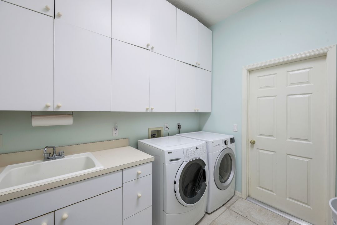 3780 Catbrier Ct, Bonita Springs, FL 34134