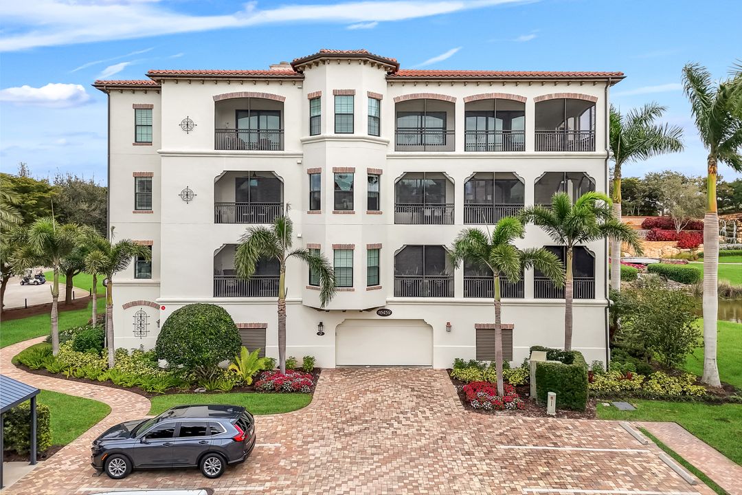16452 Carrara Way #301, Naples, FL 34110
