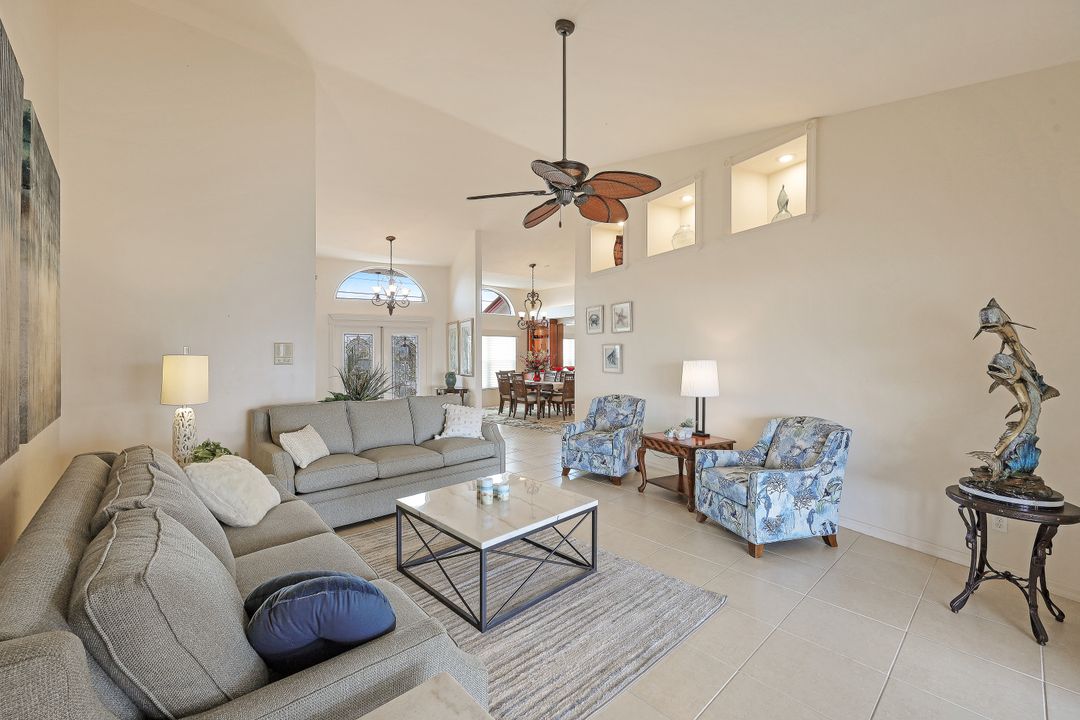 5327 Skyline Blvd, Cape Coral, FL 33914