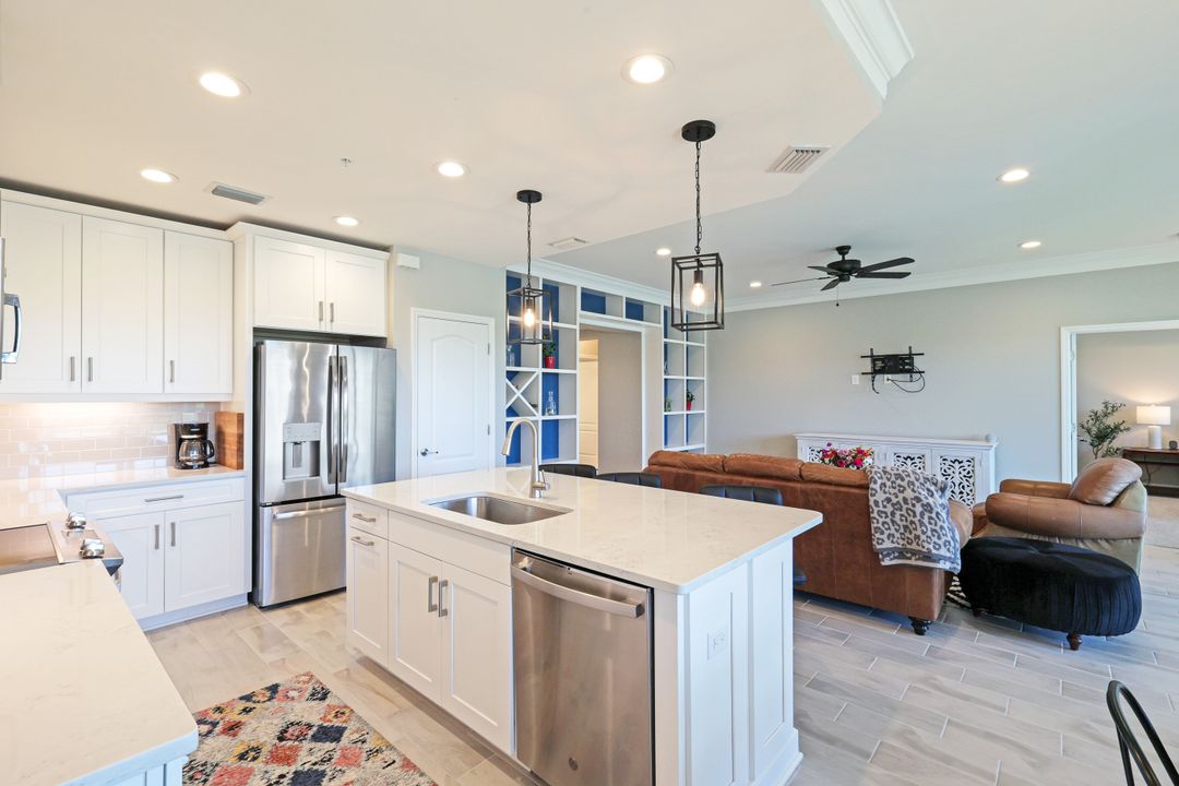 2319 Sawyers Hill Rd #703, Naples, FL 34120