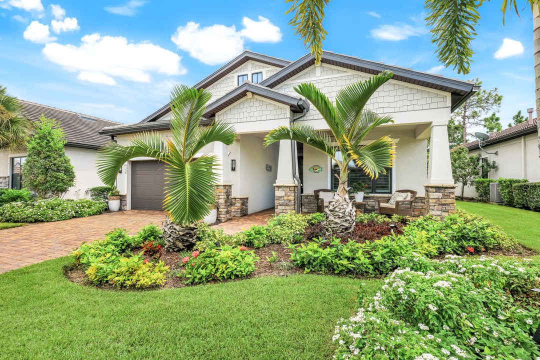 9354 Greyhawk Trl, Naples, FL 34120