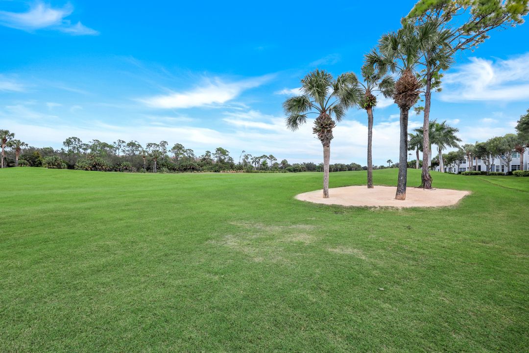 6025 Pinnacle Ln #6-602, Naples, FL 34110