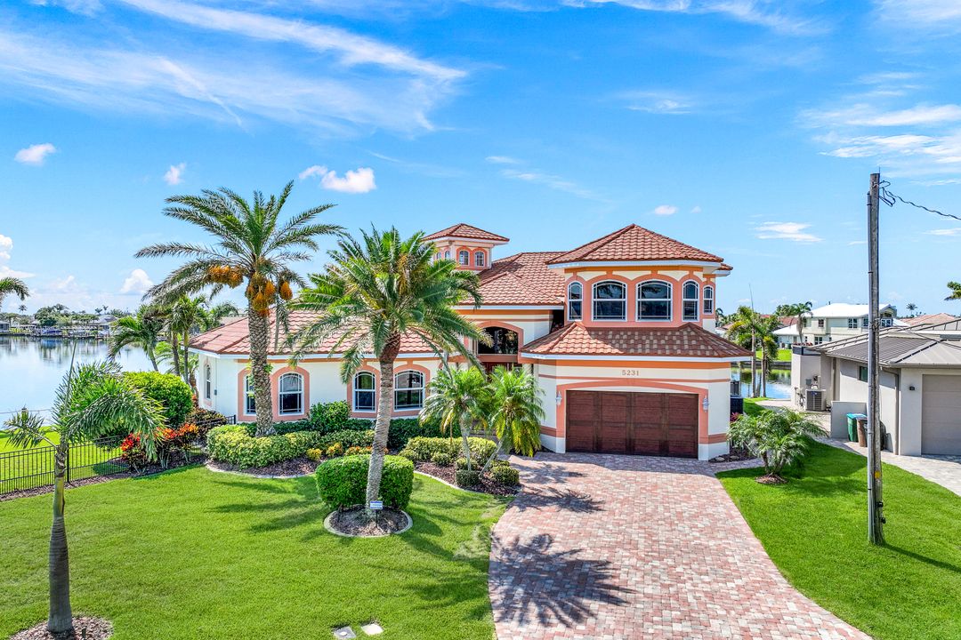 5231 SW 5th Pl, Cape Coral, FL 33914
