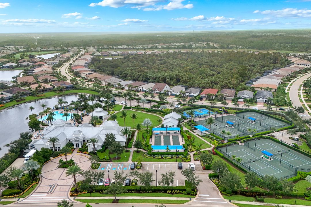 9405 Whooping Crane Wy, Naples, FL 34120