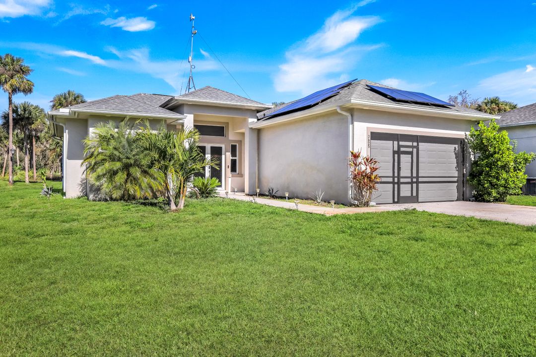 3625 26th Ave SE, Naples, FL 34117