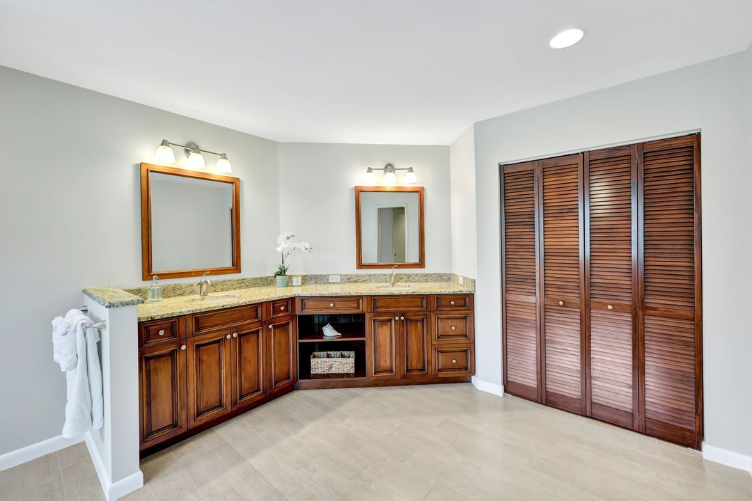 4530 13th Ave SW, Naples, FL 34116