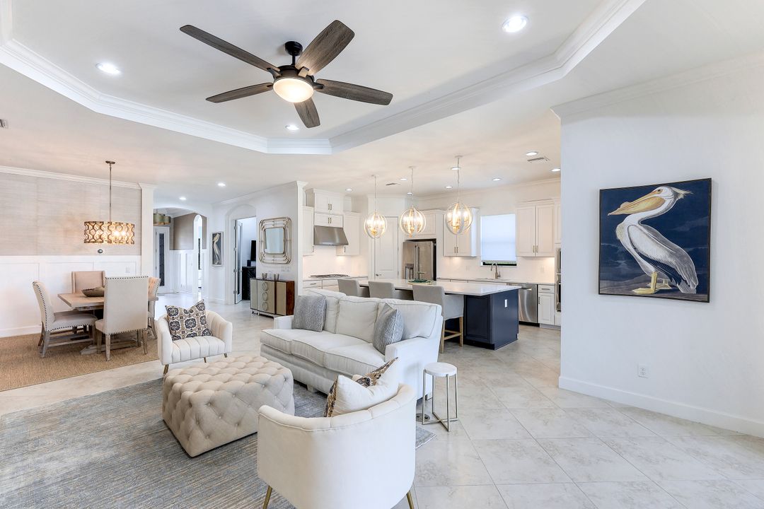 9147 Trivoli Ter, Naples, FL 34119