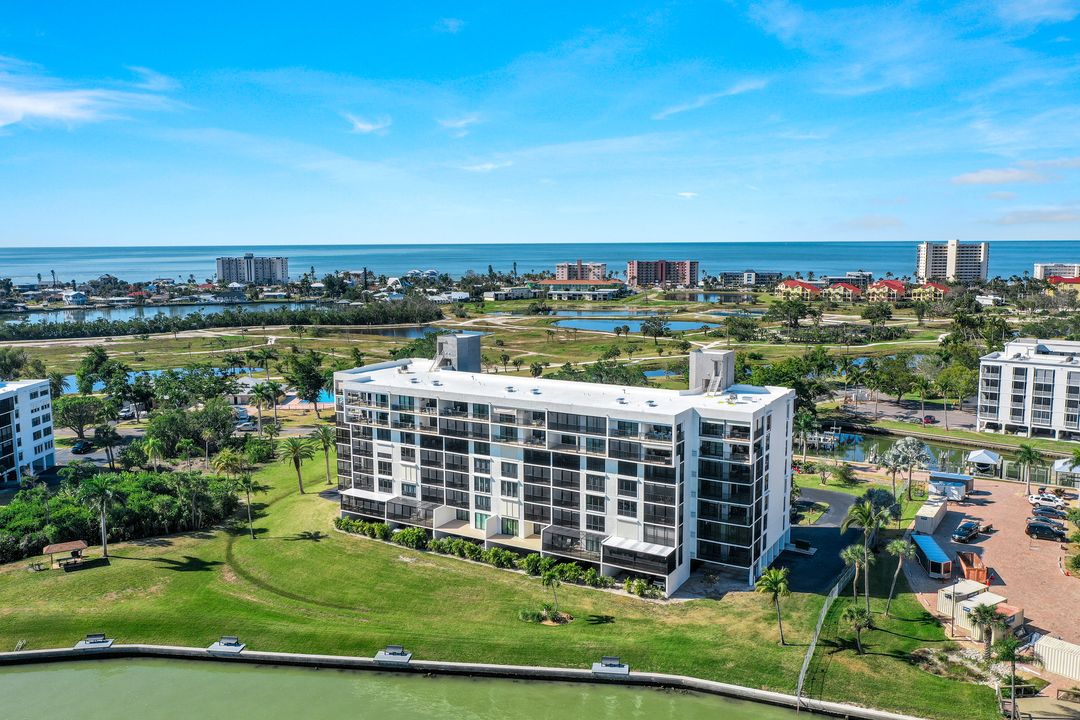 4253 Bay Beach Ln #4F, Fort Myers Beach, FL 33931