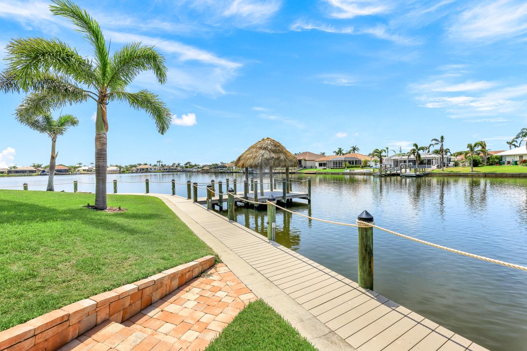 5231 SW 5th Pl, Cape Coral, FL 33914