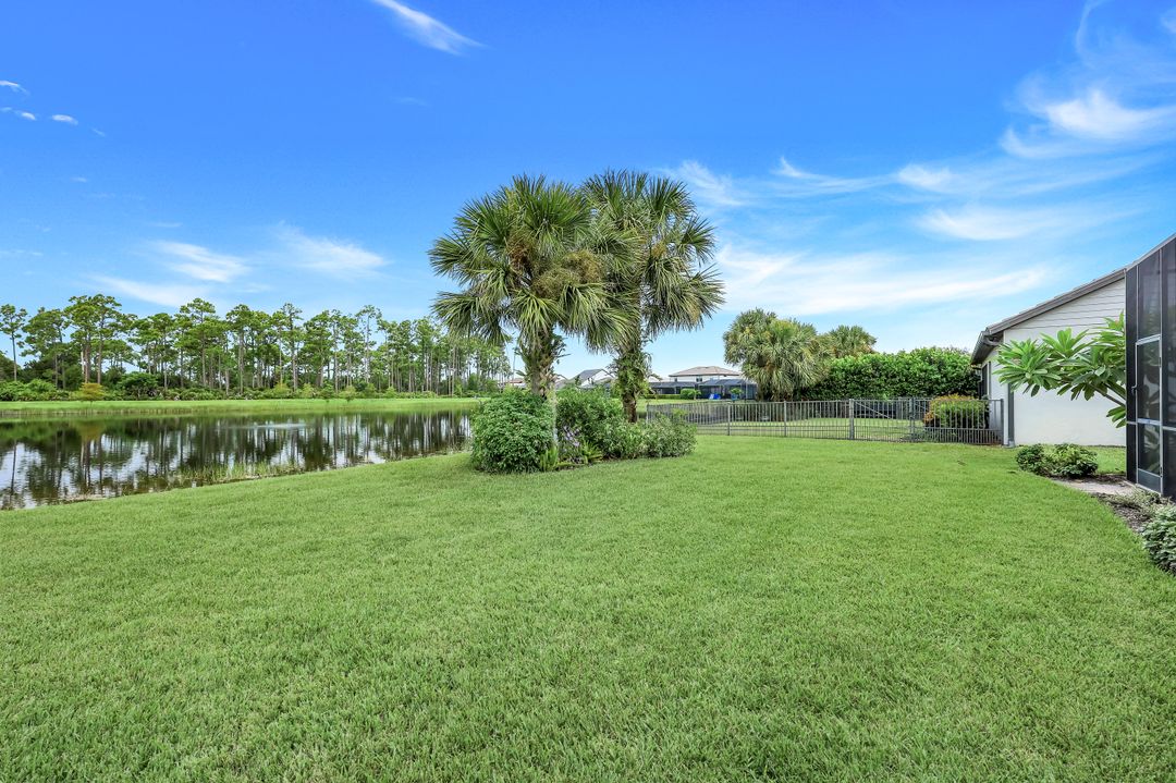 17274 Hadlow Pl, Fort Myers, FL 33967