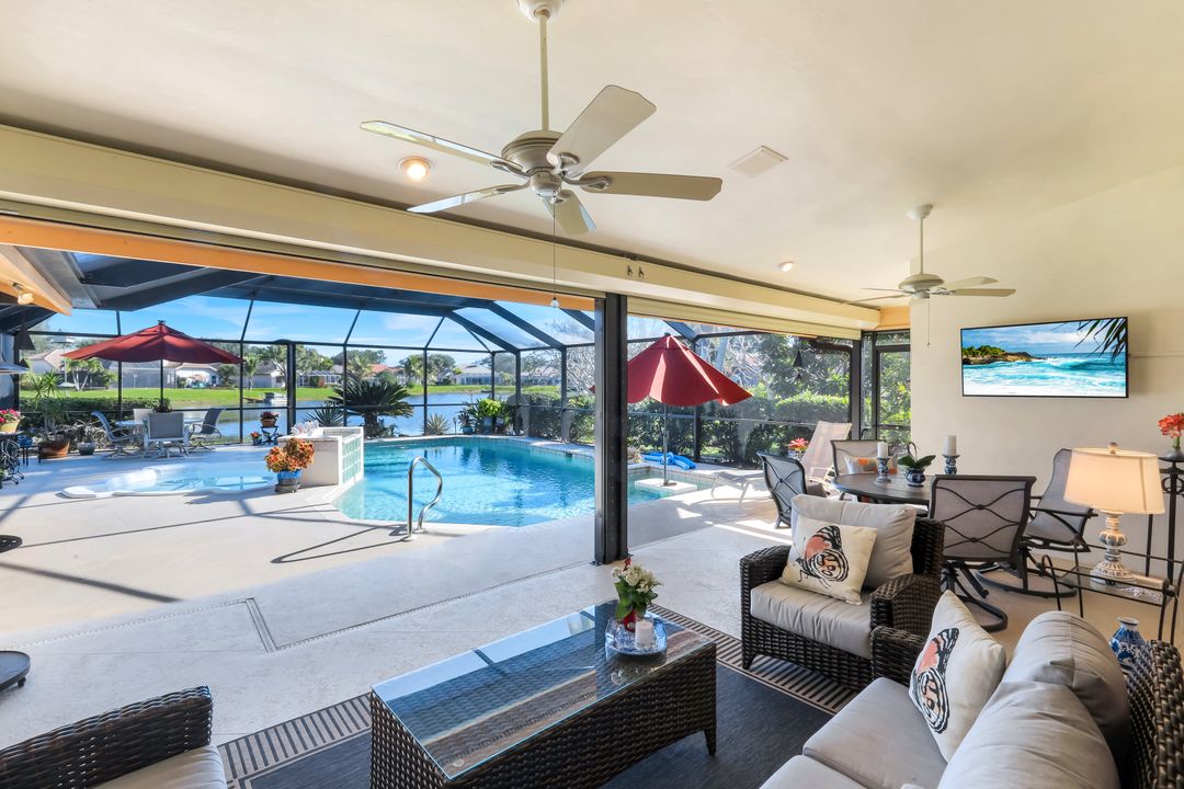 11510 Tanager Ct, Naples, FL 34119