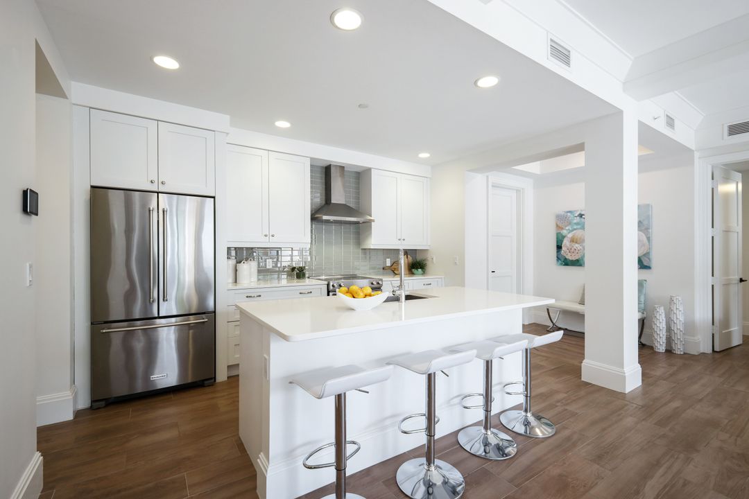 1035 3rd Ave S #314, Naples, FL 34102