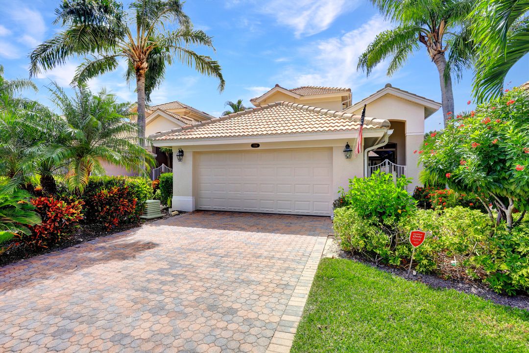 3746 Cotton Green Path Dr, Naples, FL 34114