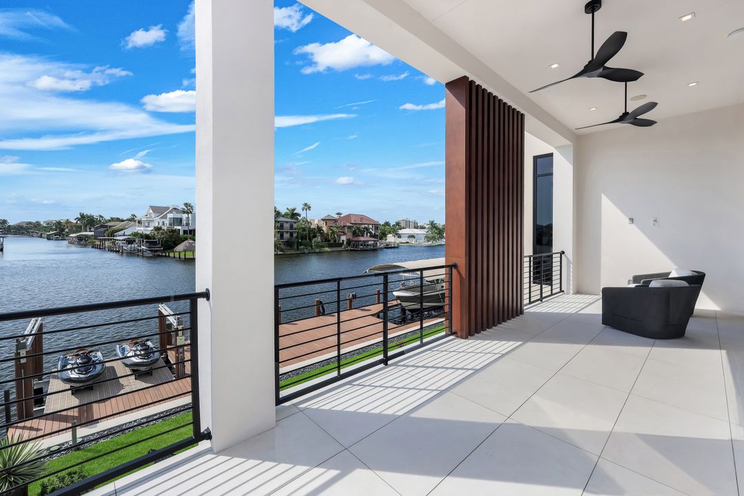 348 Seagull Ave, Naples, FL 34108