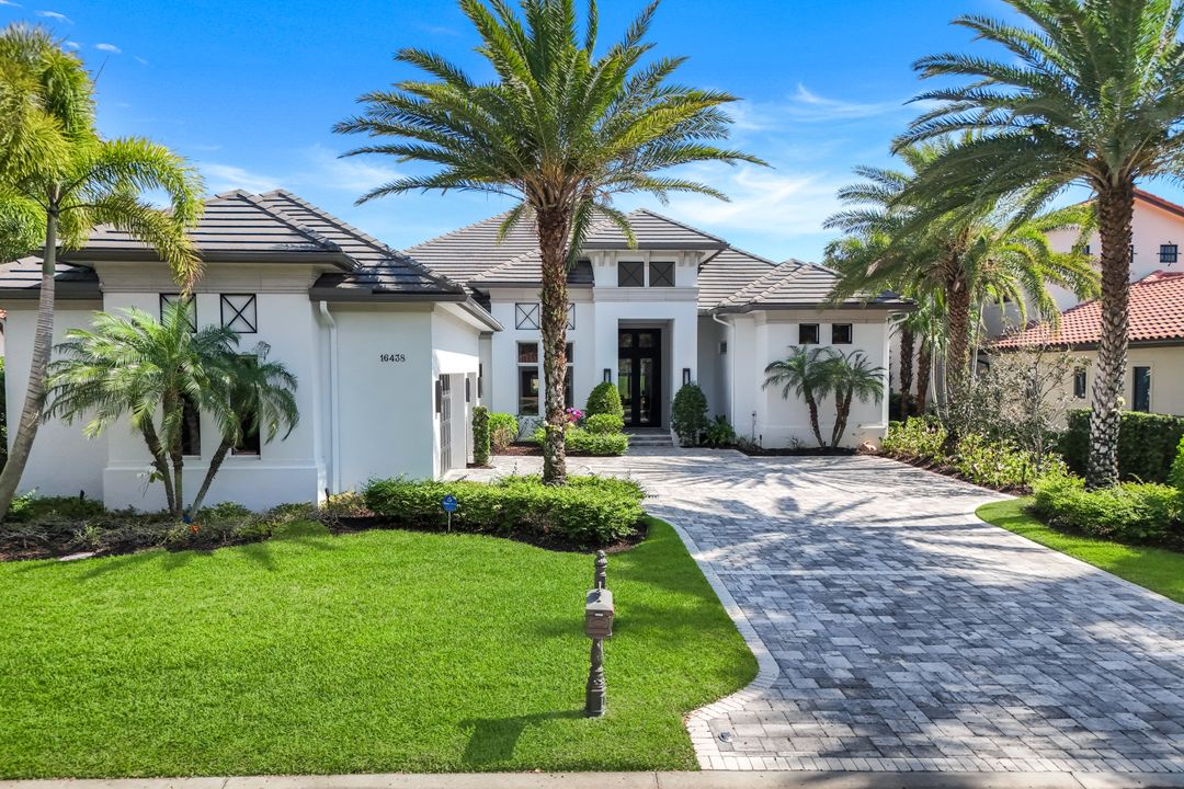 16438 Seneca Way, Naples, FL 34110