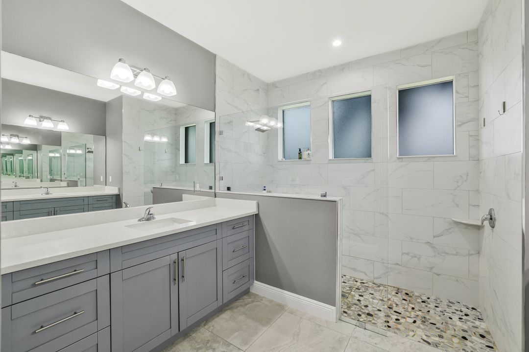 3790 54th Ave NE, Naples, FL 34120