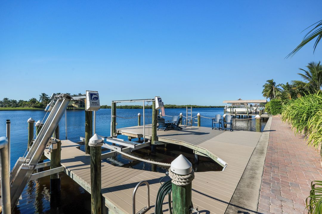 4108 NW 11th St, Cape Coral, FL 33993