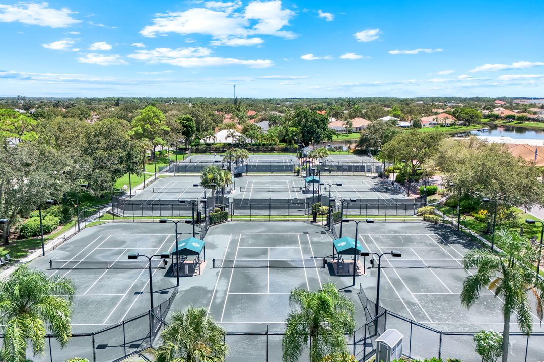 11201 Phoenix Way, Naples, FL 34119