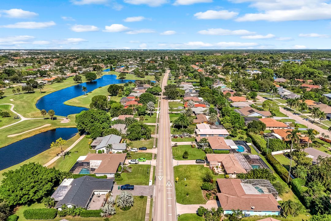 4459 Lakewood Blvd, Naples, FL 34112