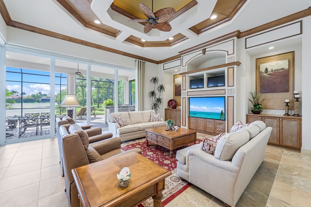 10700 Glen Lakes Dr, Estero, FL 34135